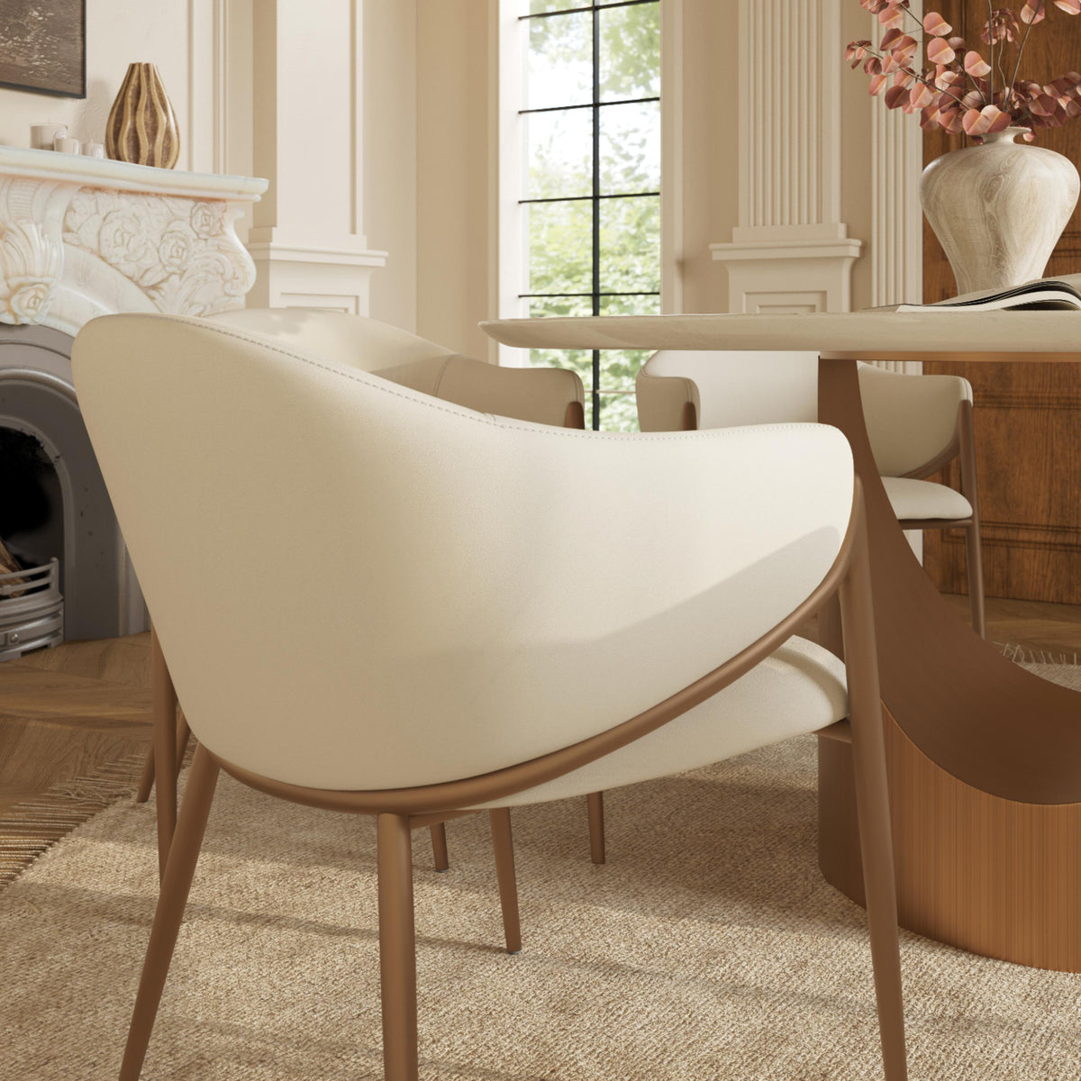 beige-pu-scene2_image-2
